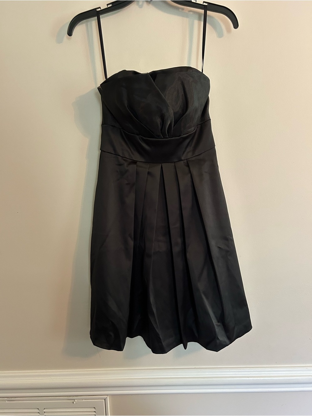 Classic Black Strapless Pleated Cocktail Dress